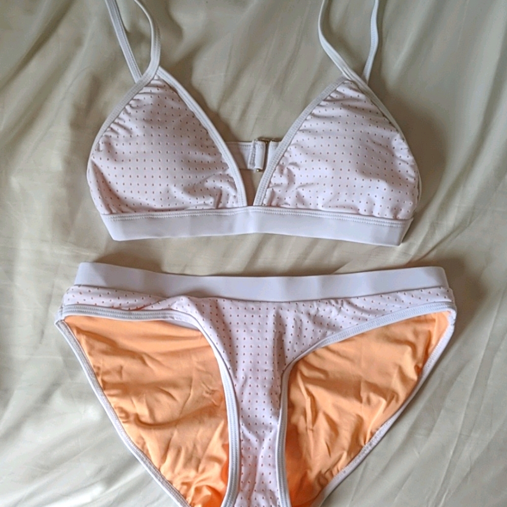 Fabletics white bikini Med Top / Small Bottom